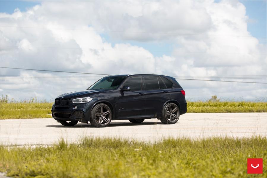  BMW X5 xDrive35i on Vossen Wheels (HF-1) 2018 года  (фото 21 из 36)